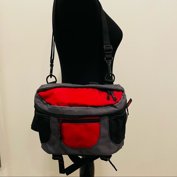 Gap Adjustable Black Gray Red Shoulder Waist Bag Multi Zip Pocket Compartments - Picture 7 of 7